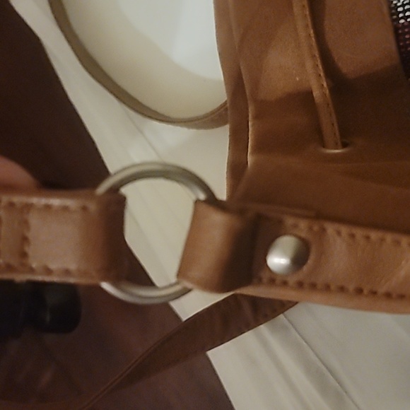 Tribal hippie, purse with cute fringe! 😍(check out the video! - Picture 10 of 13